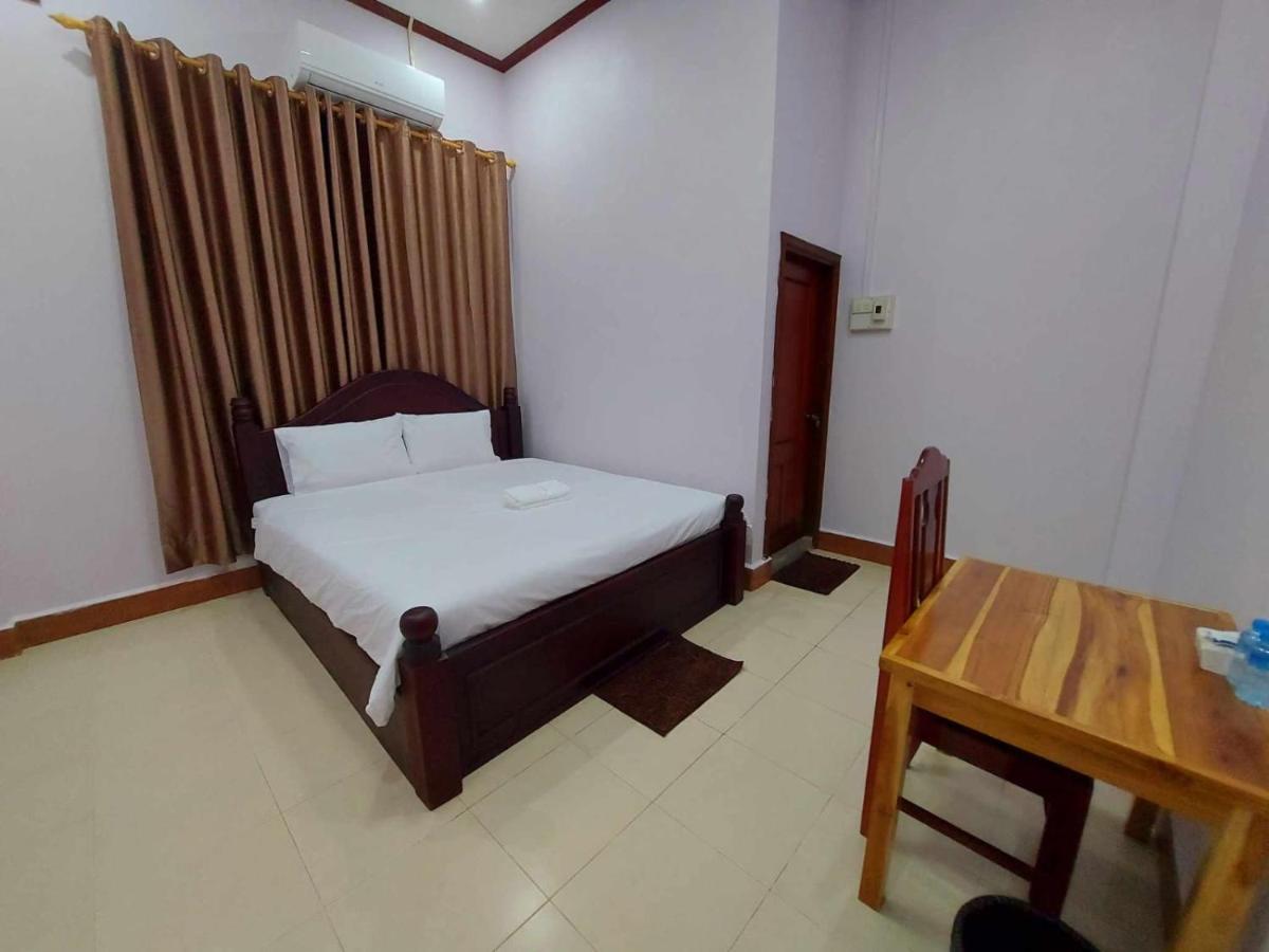 Inthavong Hotel/Guest House Vang Vieng Exterior photo