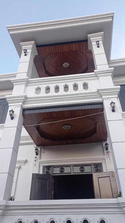 Inthavong Hotel/Guest House Vang Vieng Exterior photo